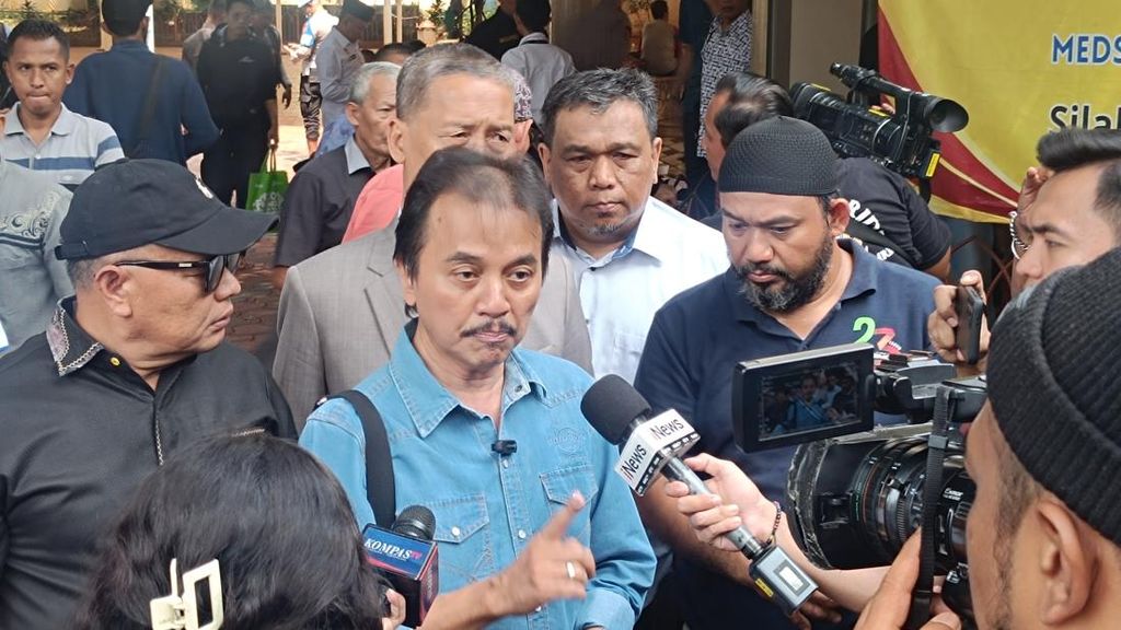 Roy Suryo Angkat Bicara: Pengakuan Usai Pemeriksaan Ijazah Jokowi di Polda Metro